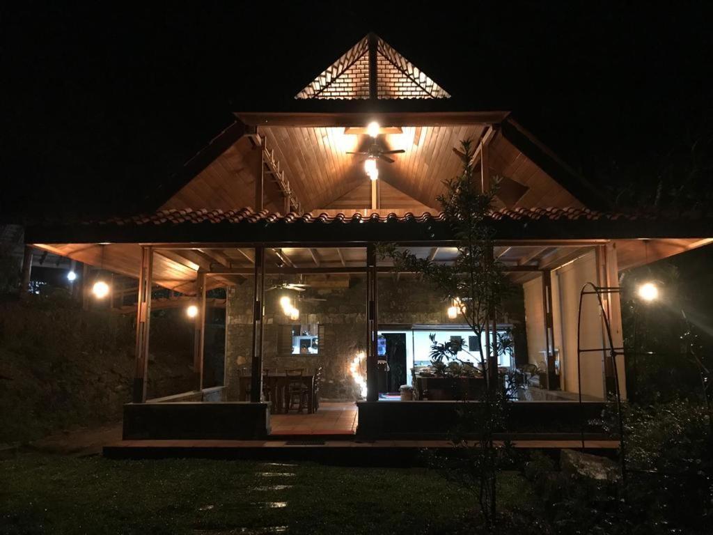 Wanakaset Forest Glamping Kitulgala Ngoại thất bức ảnh