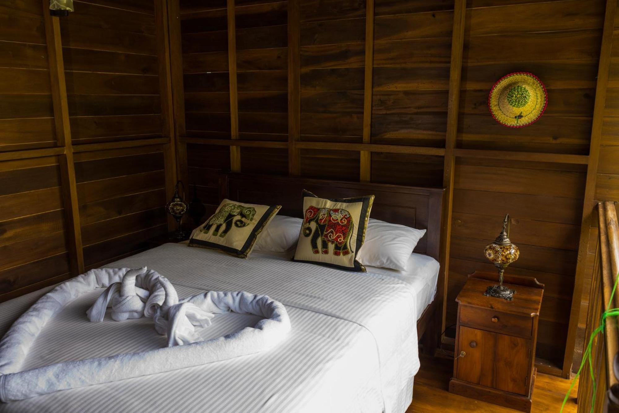 Wanakaset Forest Glamping Kitulgala Ngoại thất bức ảnh
